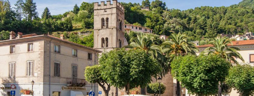 PASSEGGIATA A SERAVEZZA