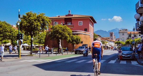 itinerario versilia bicicletta forte dei marmi